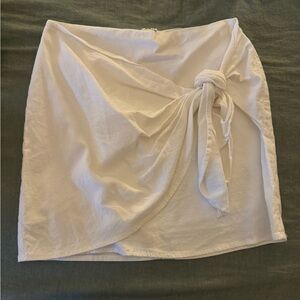 Lily Rain White Knot Small Skirt